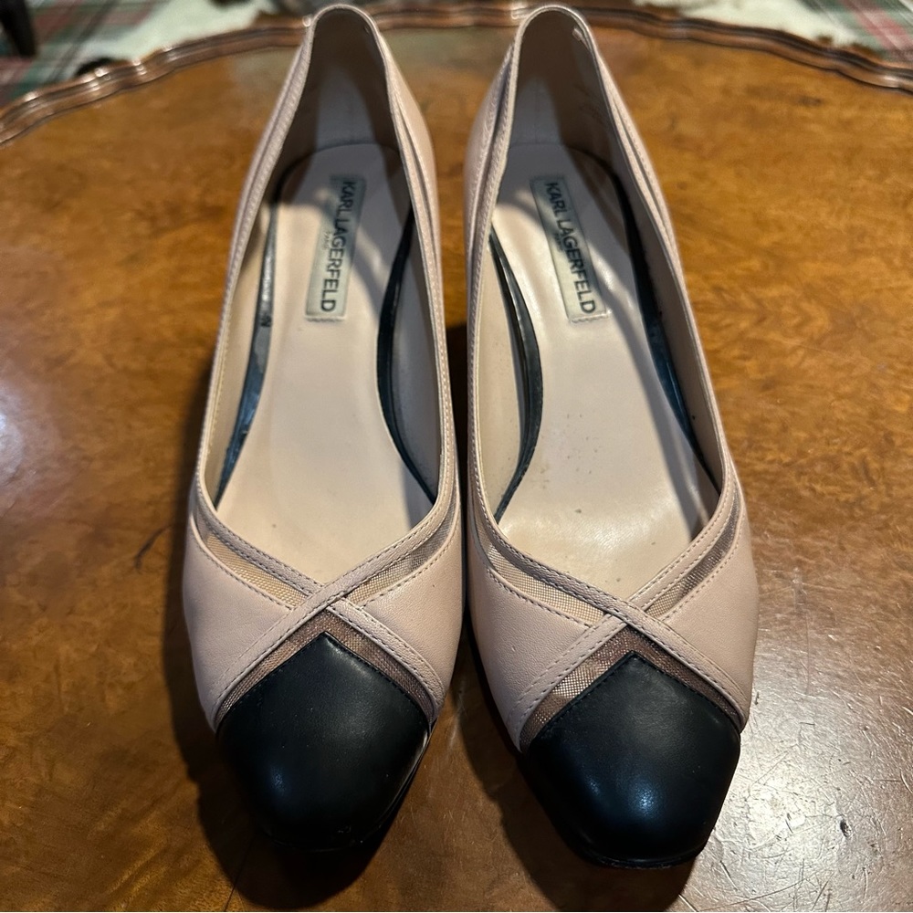 Karl Lagerfeld Chunky nude heel with black cap toe